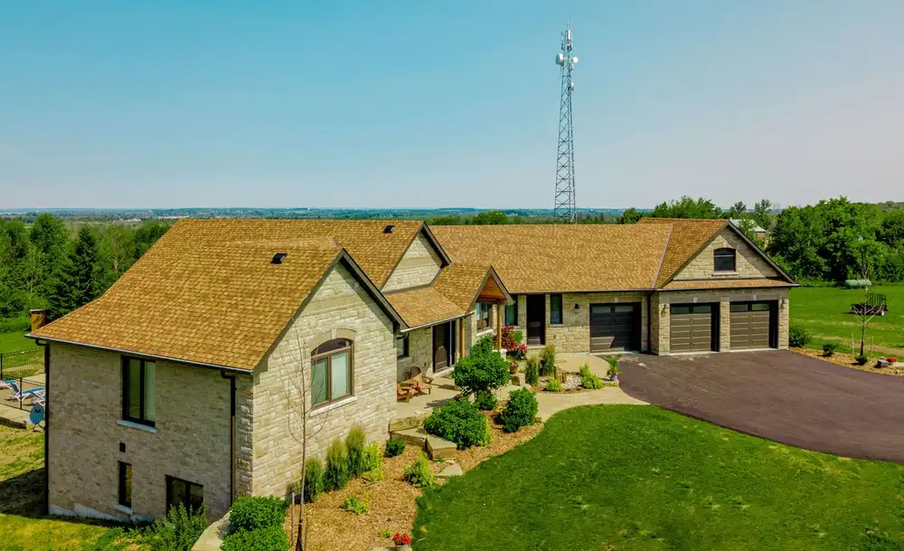 Shingles project by Reid’s Roofing
