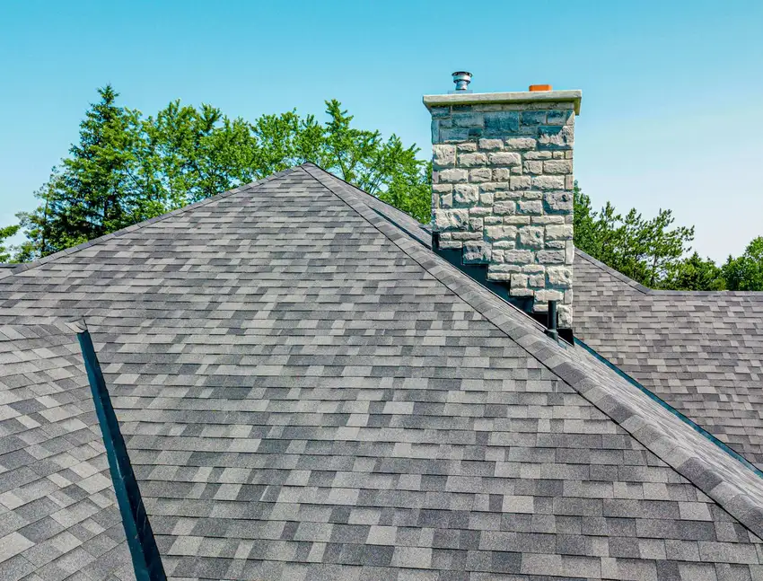 Shingles project by Reid’s Roofing